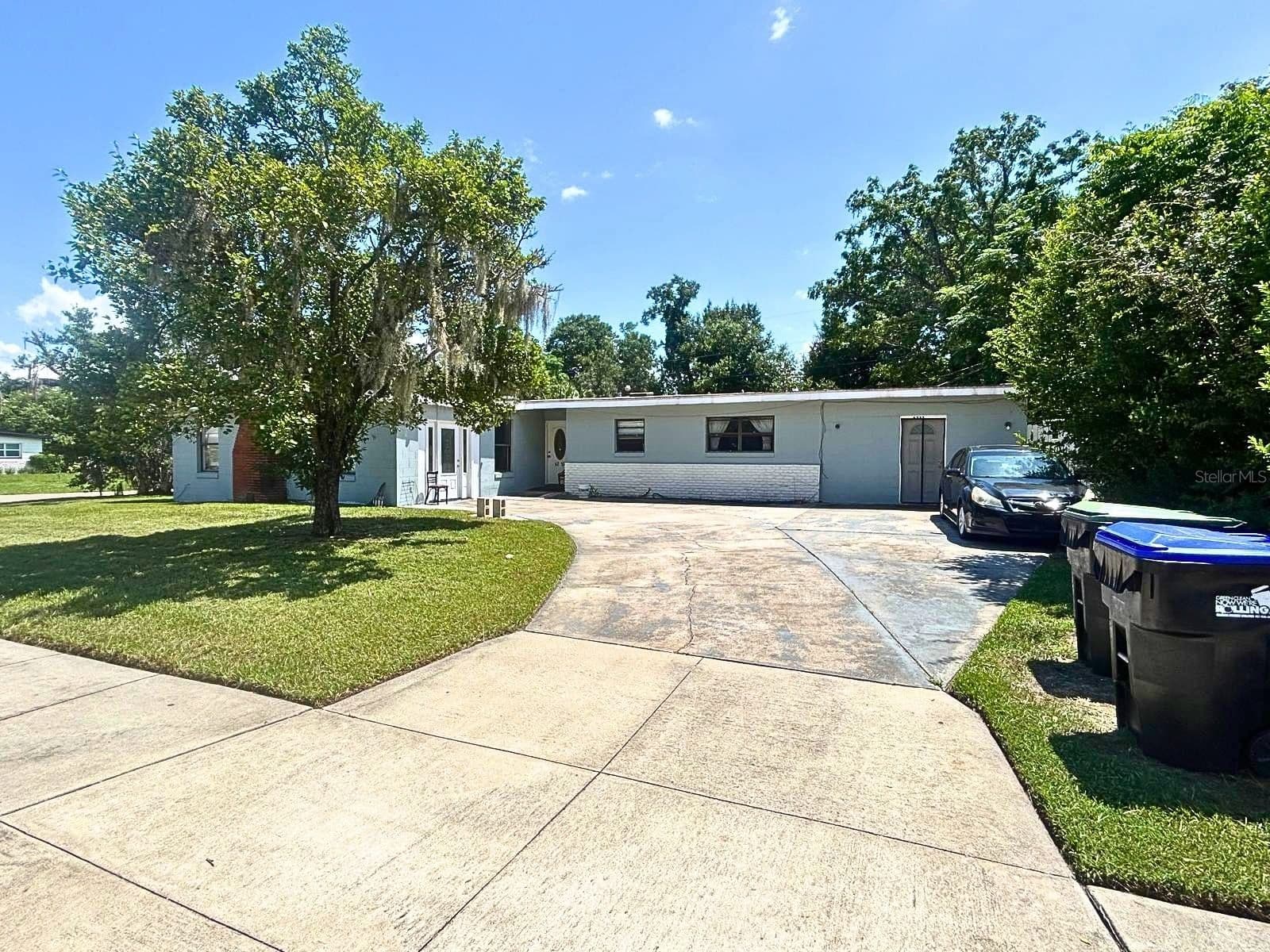 6233 OAKCREST, Orlando, FL 32808
