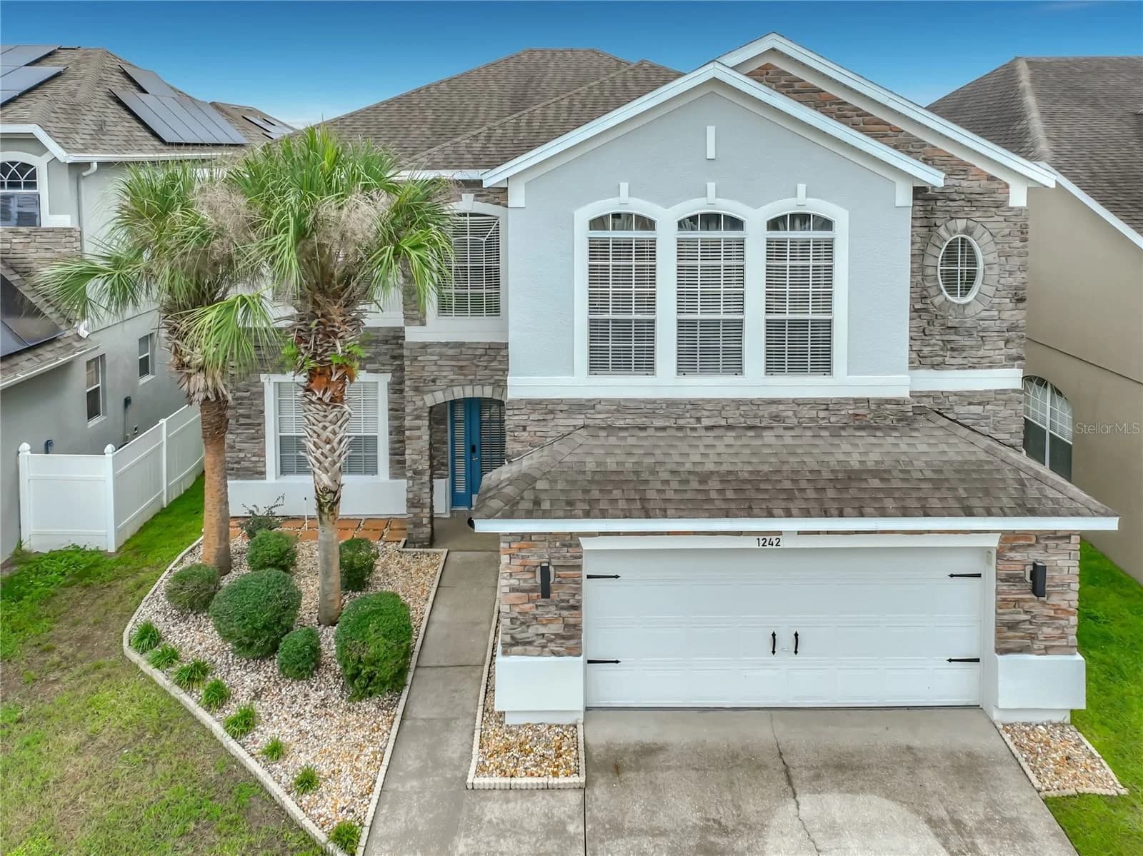 1242 DARNABY, Orlando, FL 32824