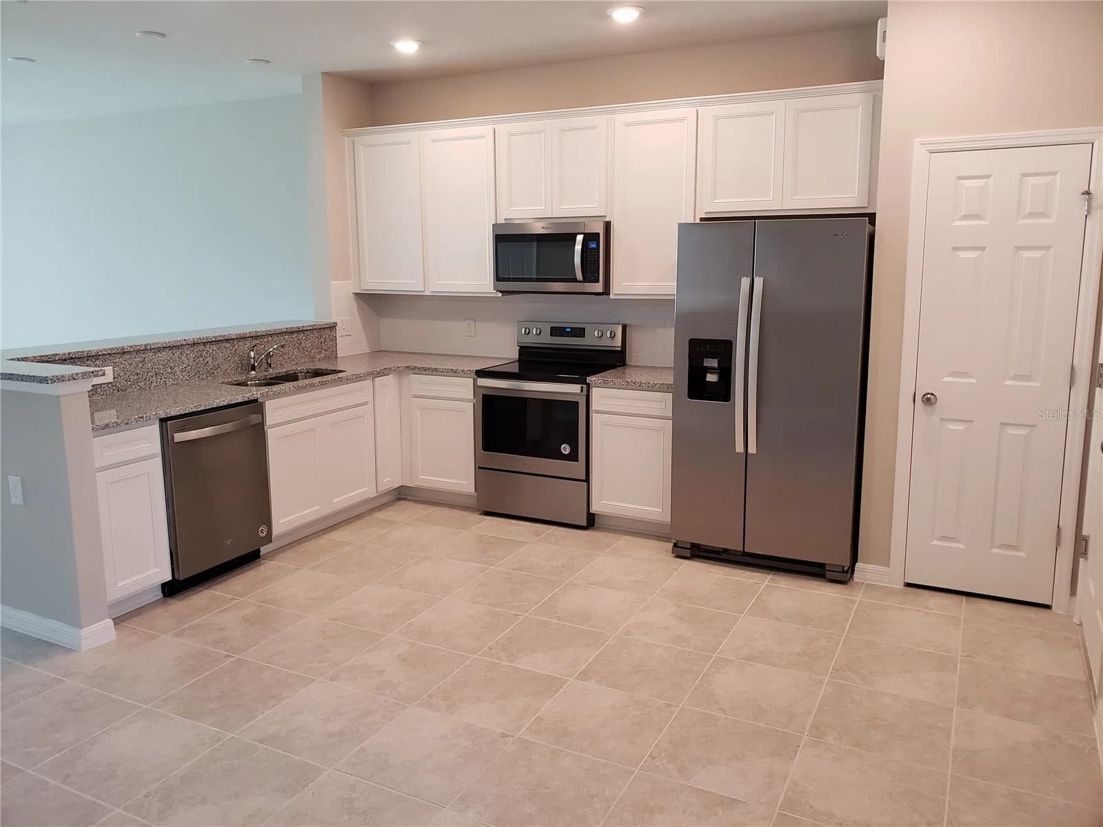 3786 PLAINVIEW 5