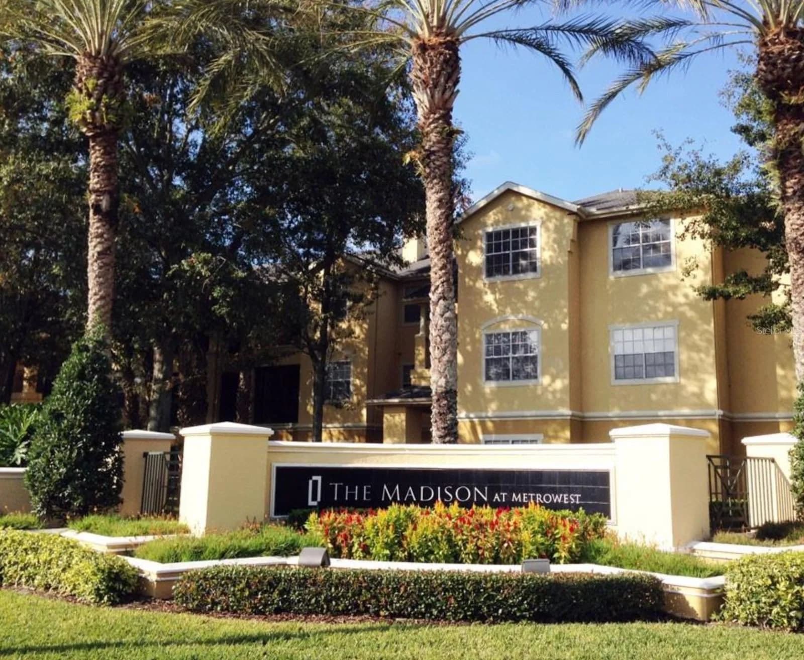 2674 ROBERT TRENT JONES, Orlando, FL 32835