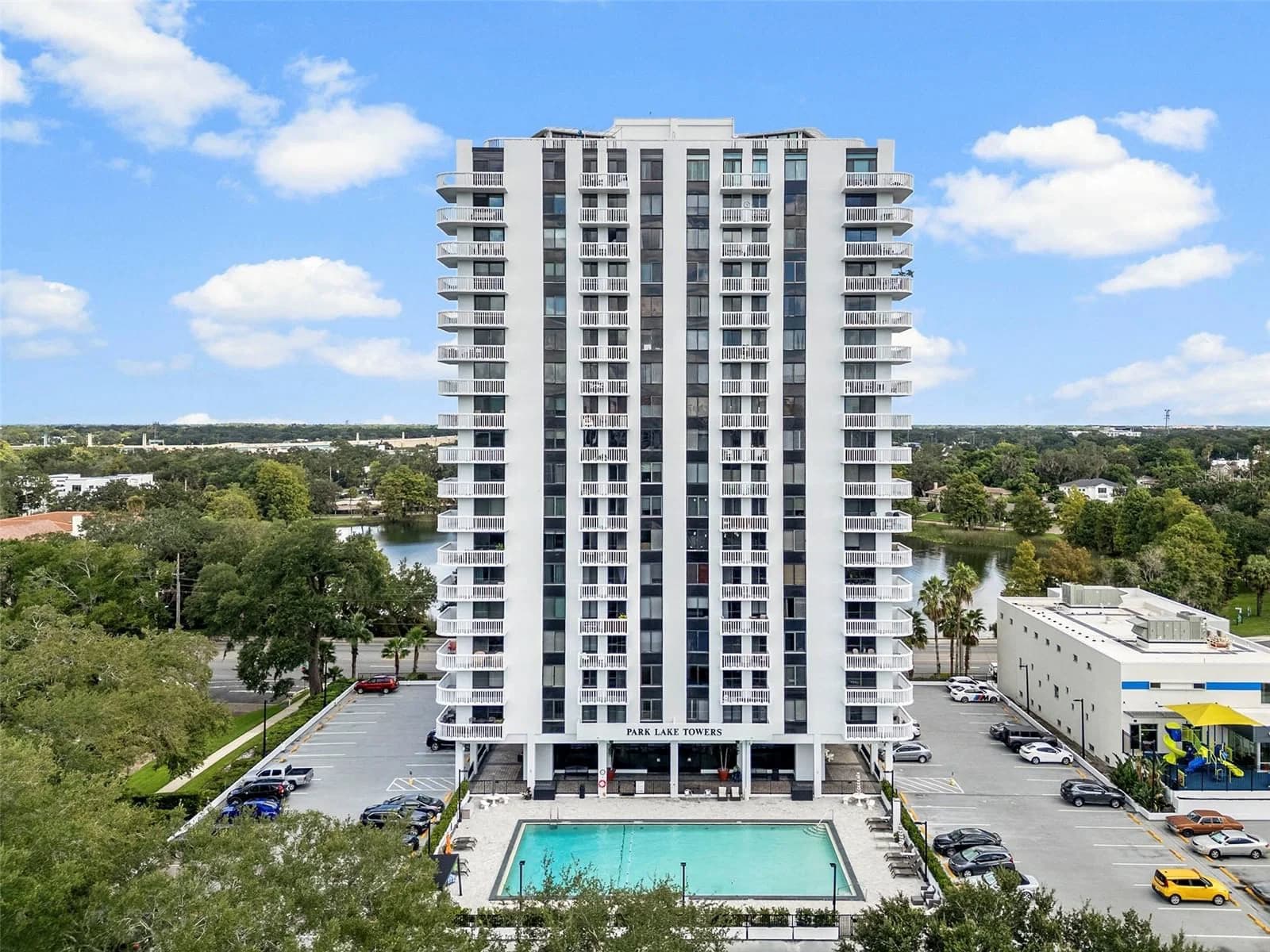 400 COLONIAL, Orlando, FL 32803