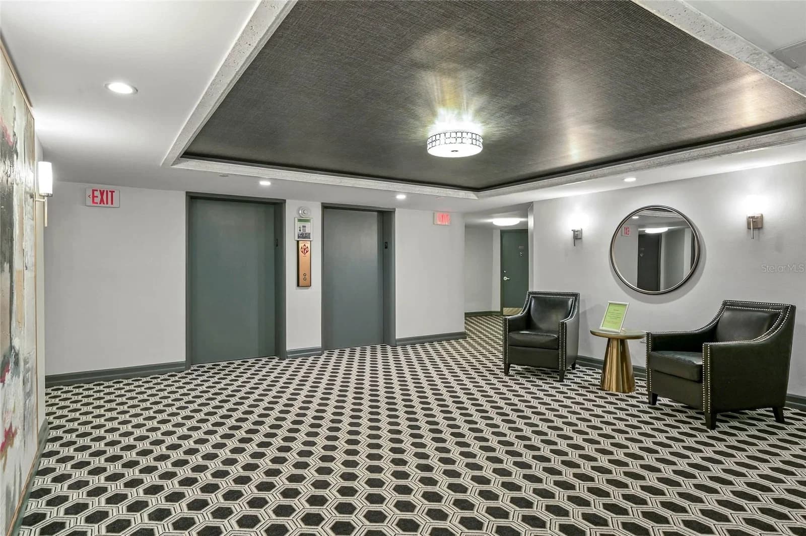 400 COLONIAL 3