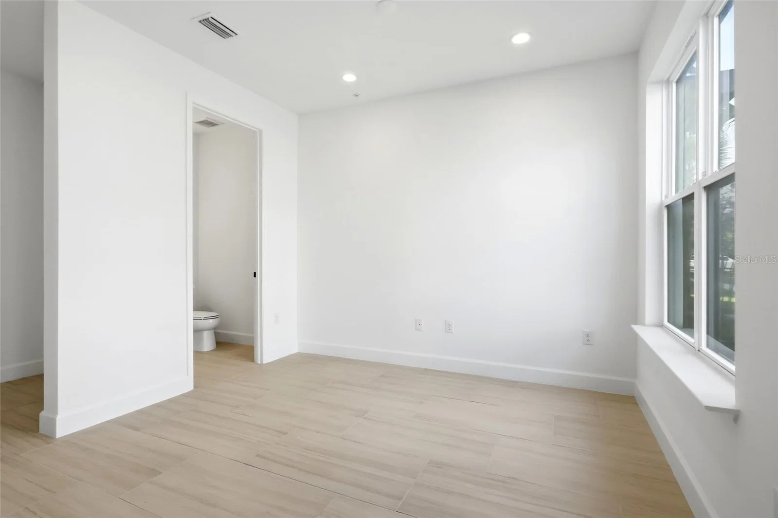 2130 WHITNEY MARSH 5