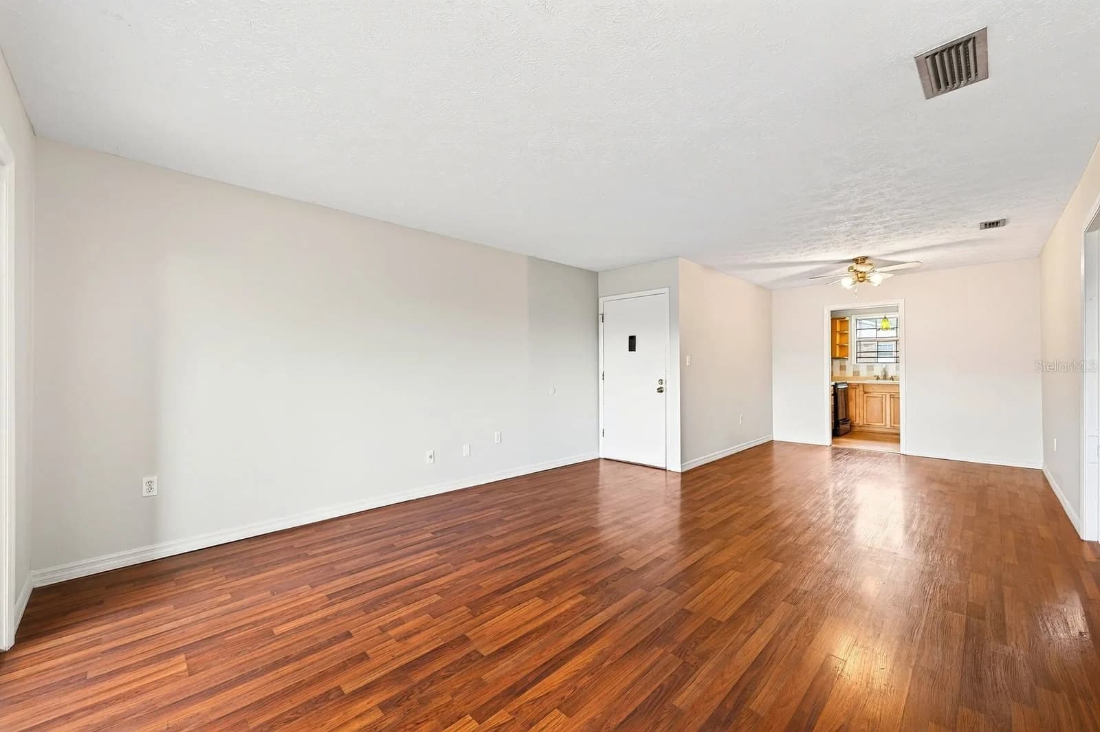 4208 LAKE UNDERHILL 5