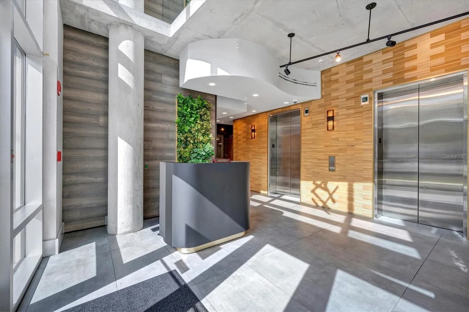 525 JACKSON Street #405 4