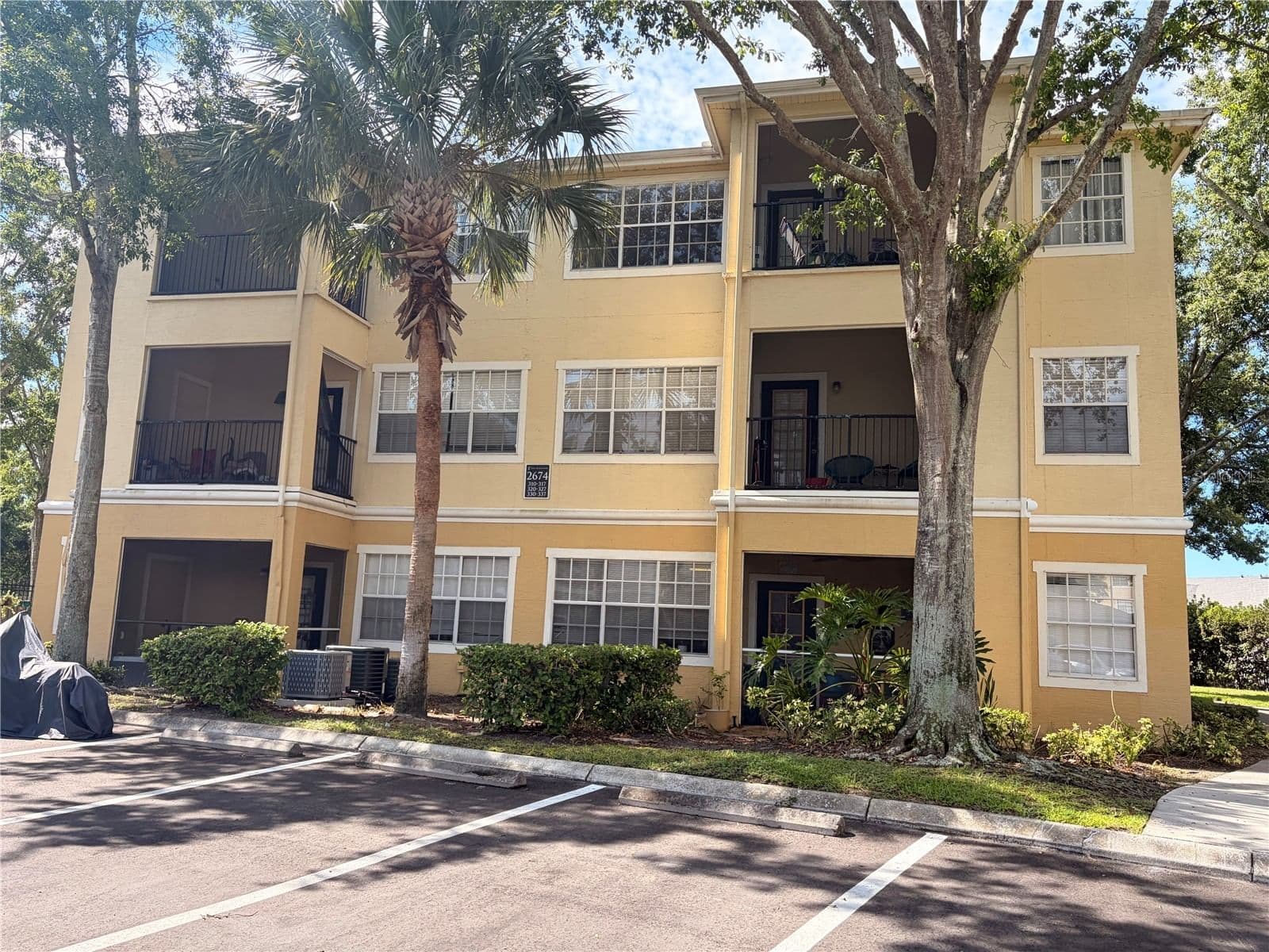 2674 ROBERT TRENT JONES, Orlando, FL 32835