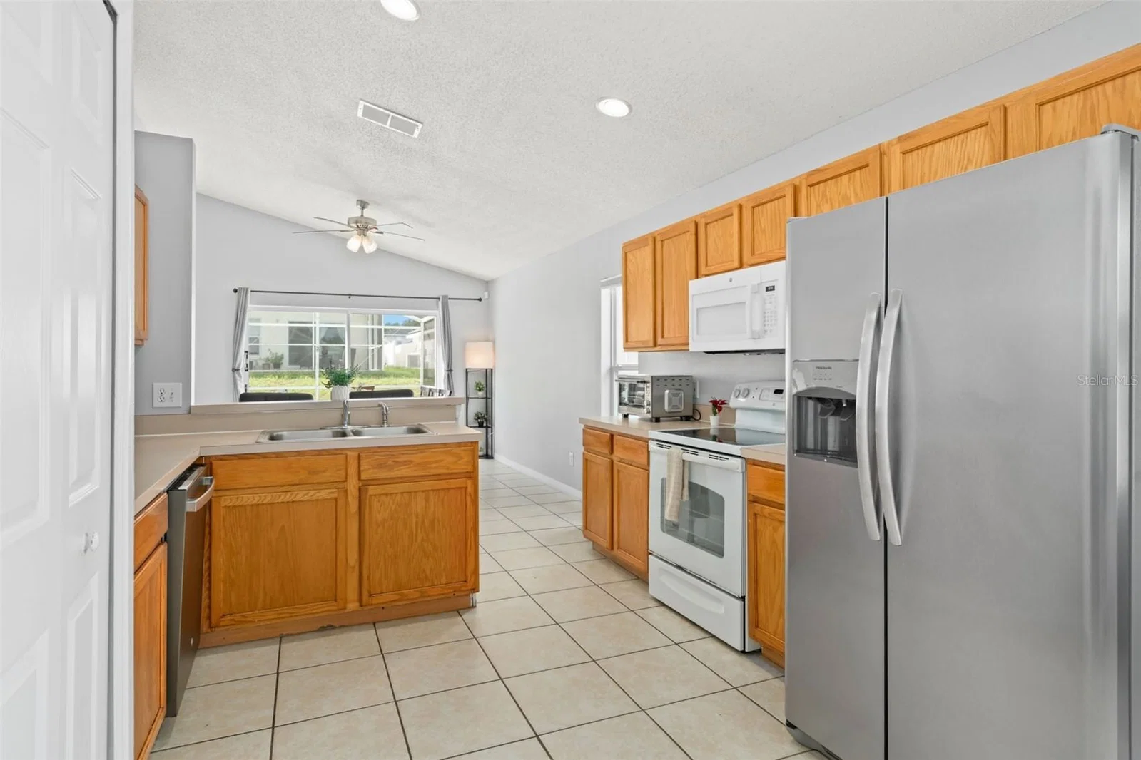 173 HILLSIDE 4