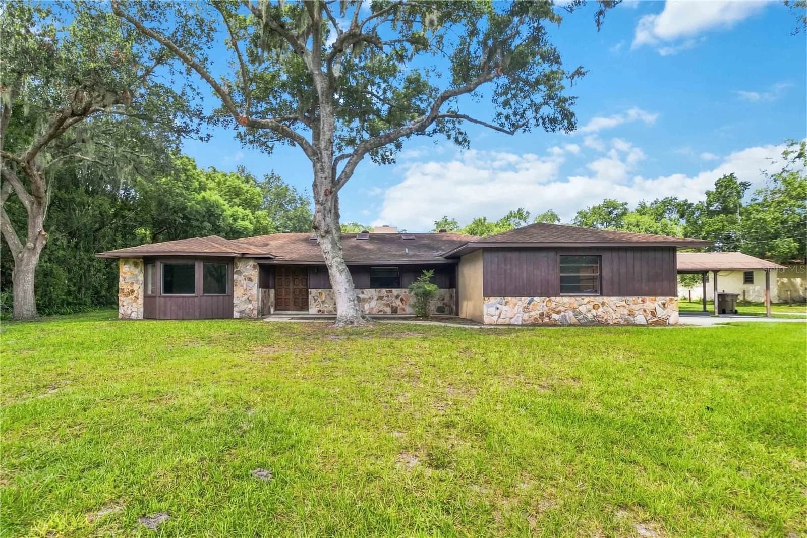 1850 PALMETTO, Kissimmee, FL 34744