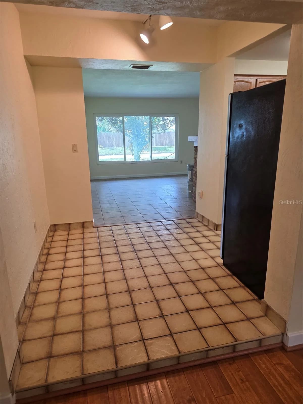3111 FORMOSA 4