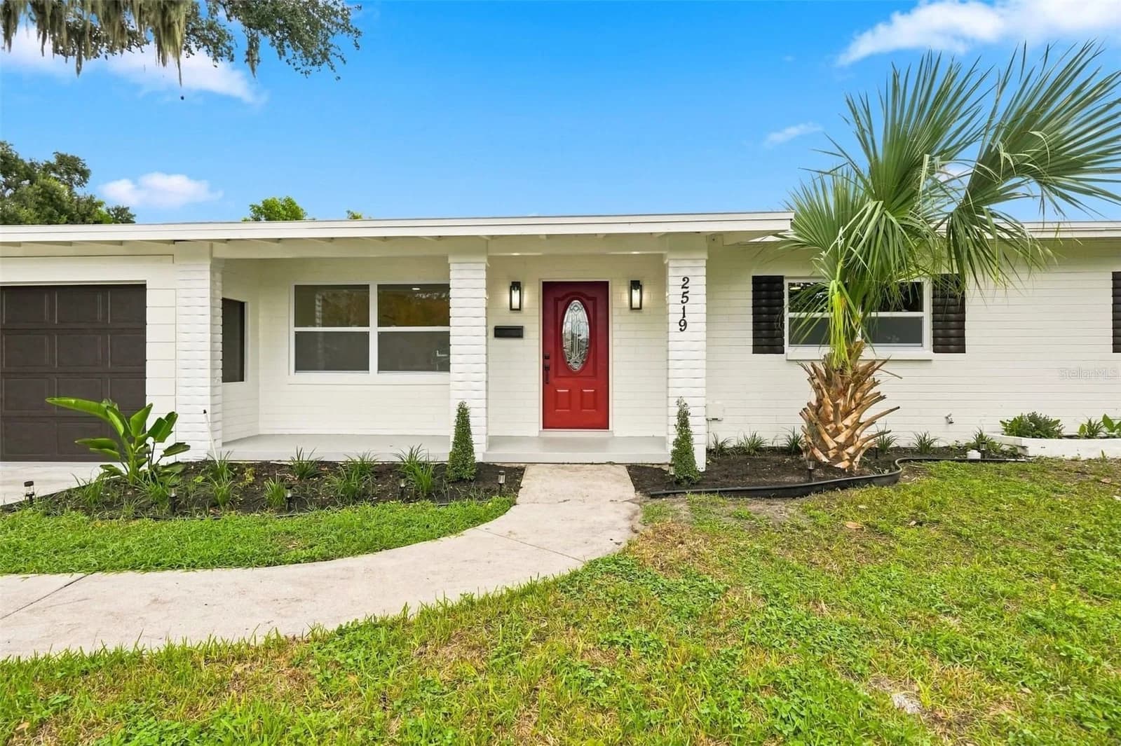 2519 OVERLAKE, Orlando, FL 32806 2