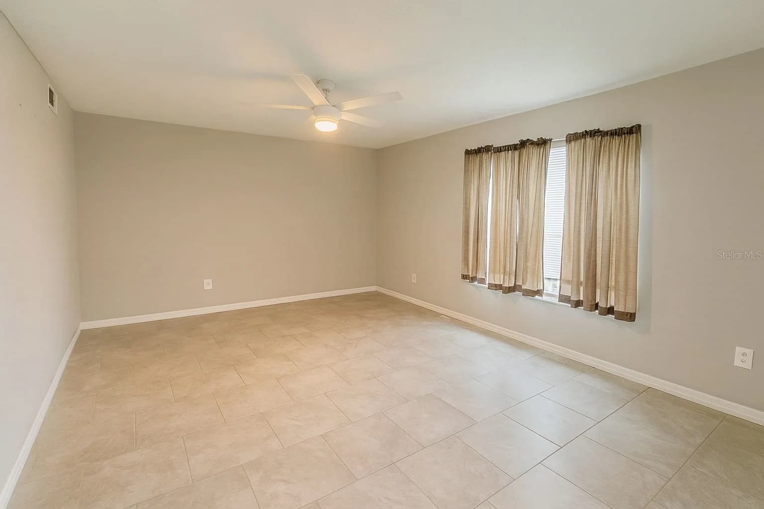 5407 HANSEL Avenue #G13 4