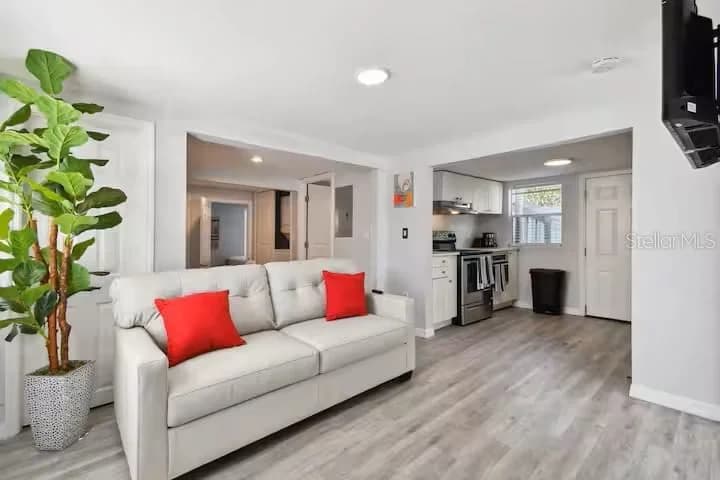 1501 WOODWARD Street #1/2, Orlando, FL 32803 2