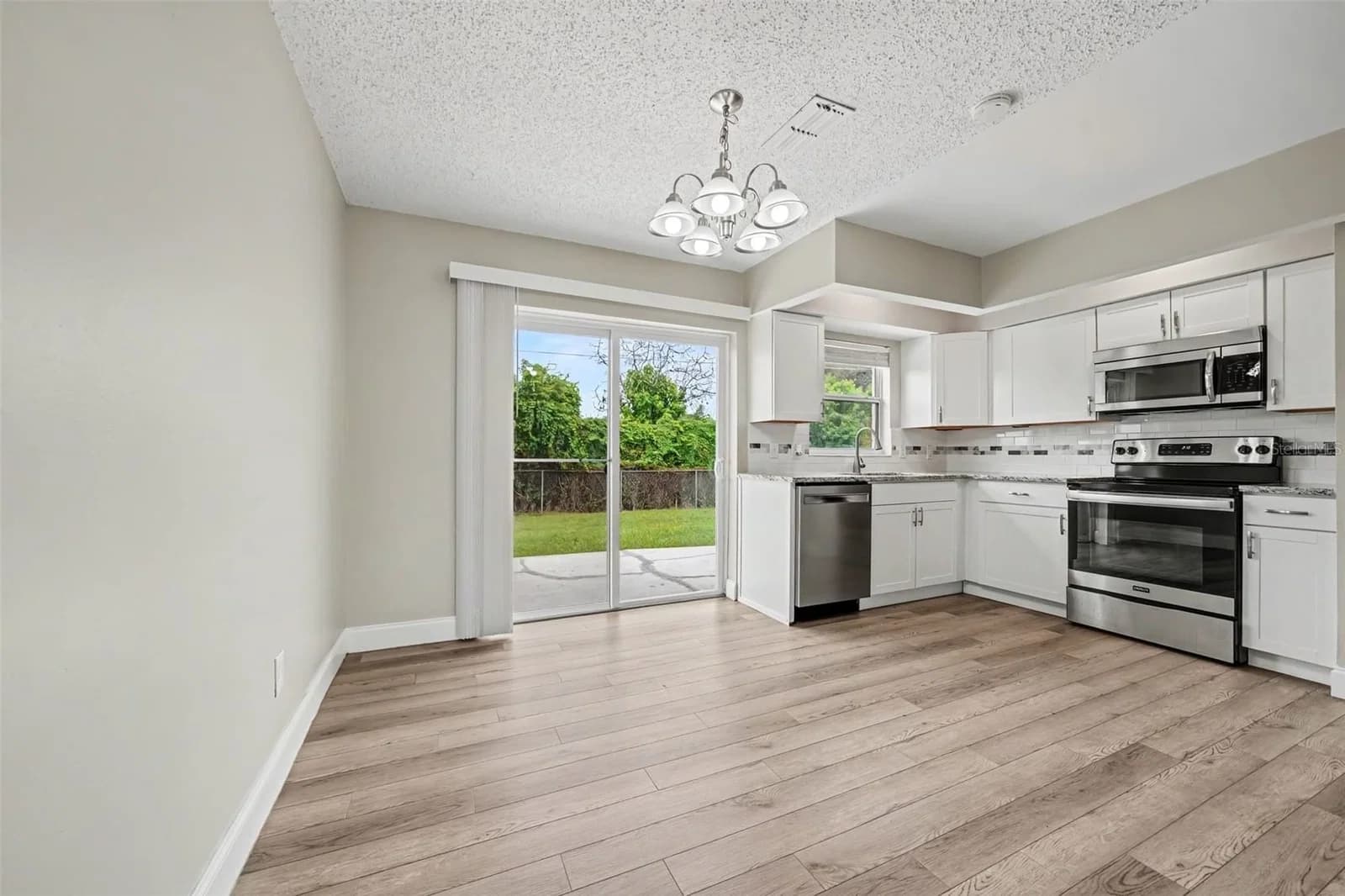117 SNAPDRAGON Court 5