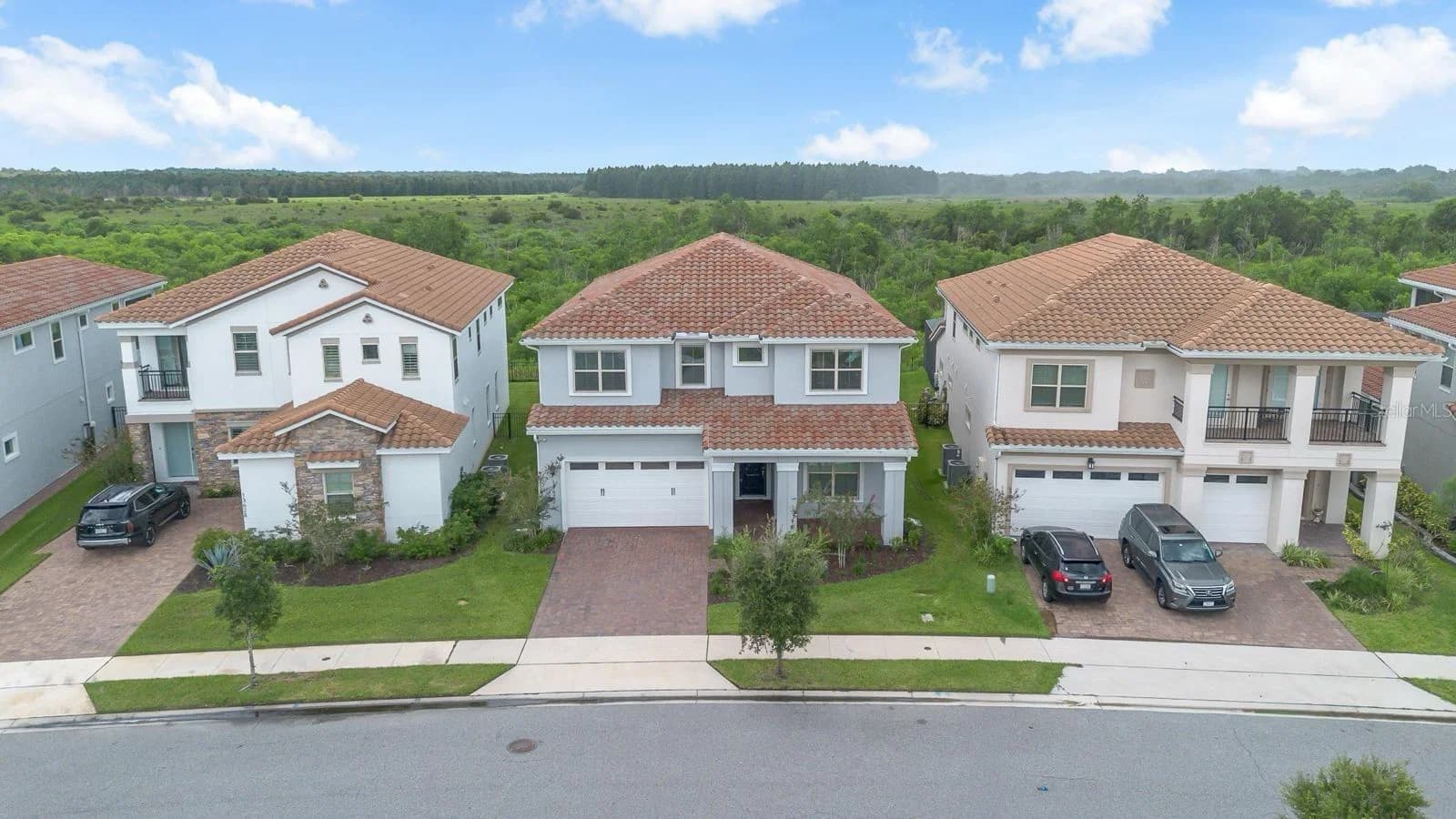 13622 ABBERWICK Drive 4