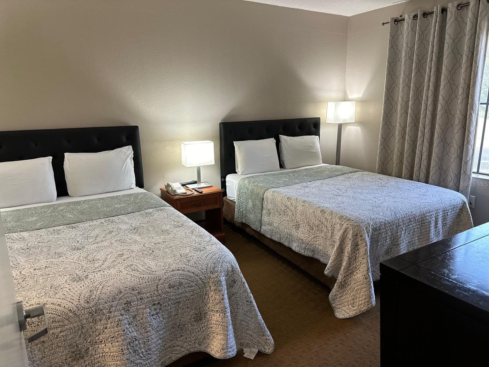 7601 CANADA Avenue #201 5