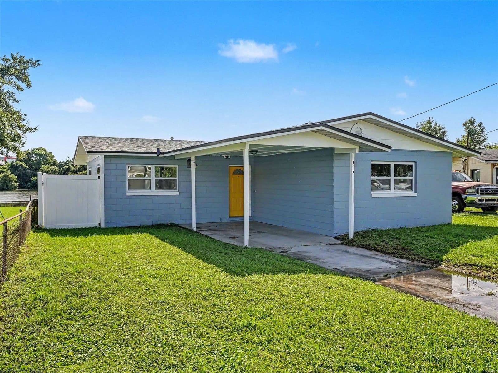 315 AMADOR Circle, Orlando, FL 32810
