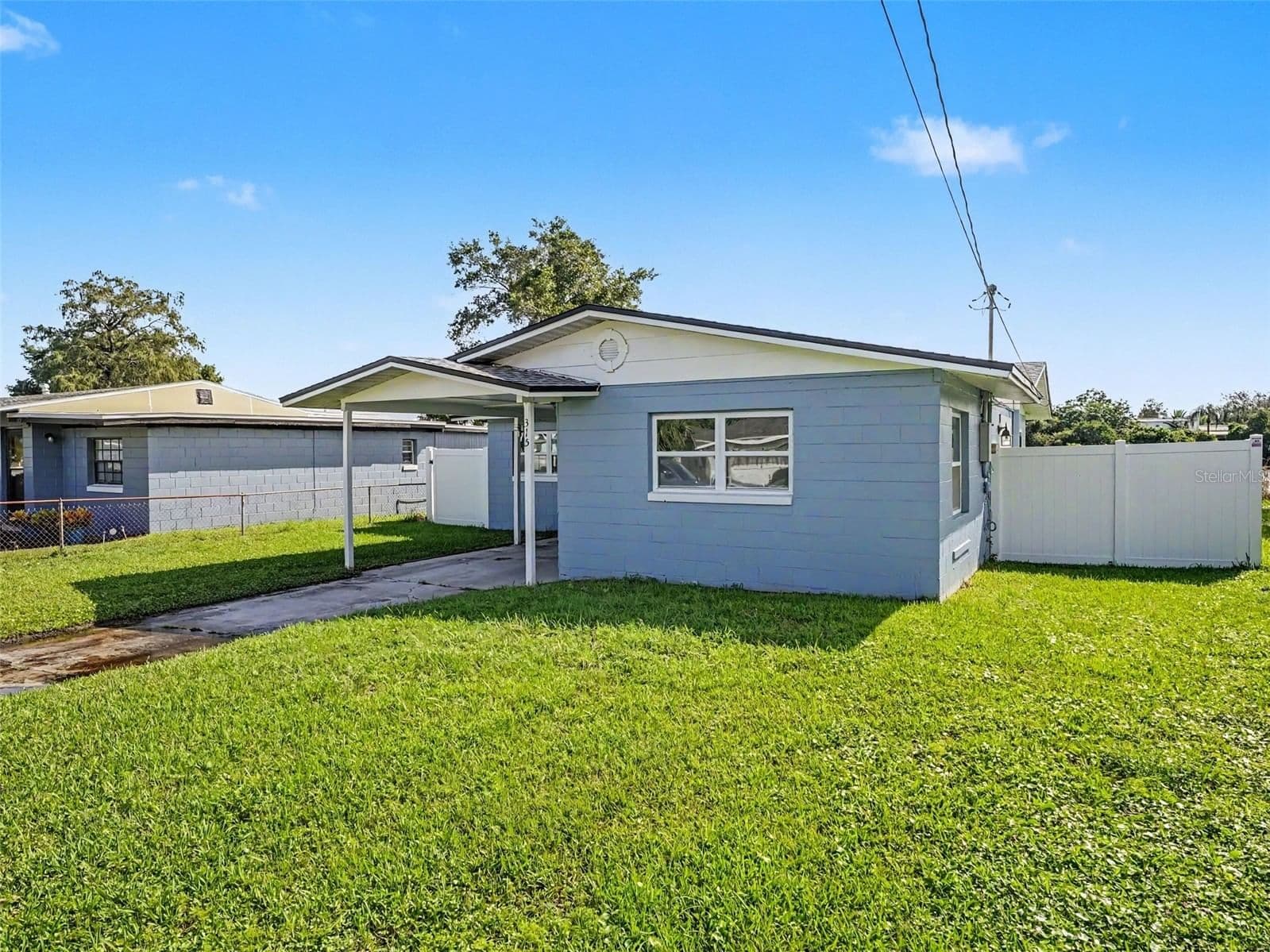 315 AMADOR Circle, Orlando, FL 32810 3