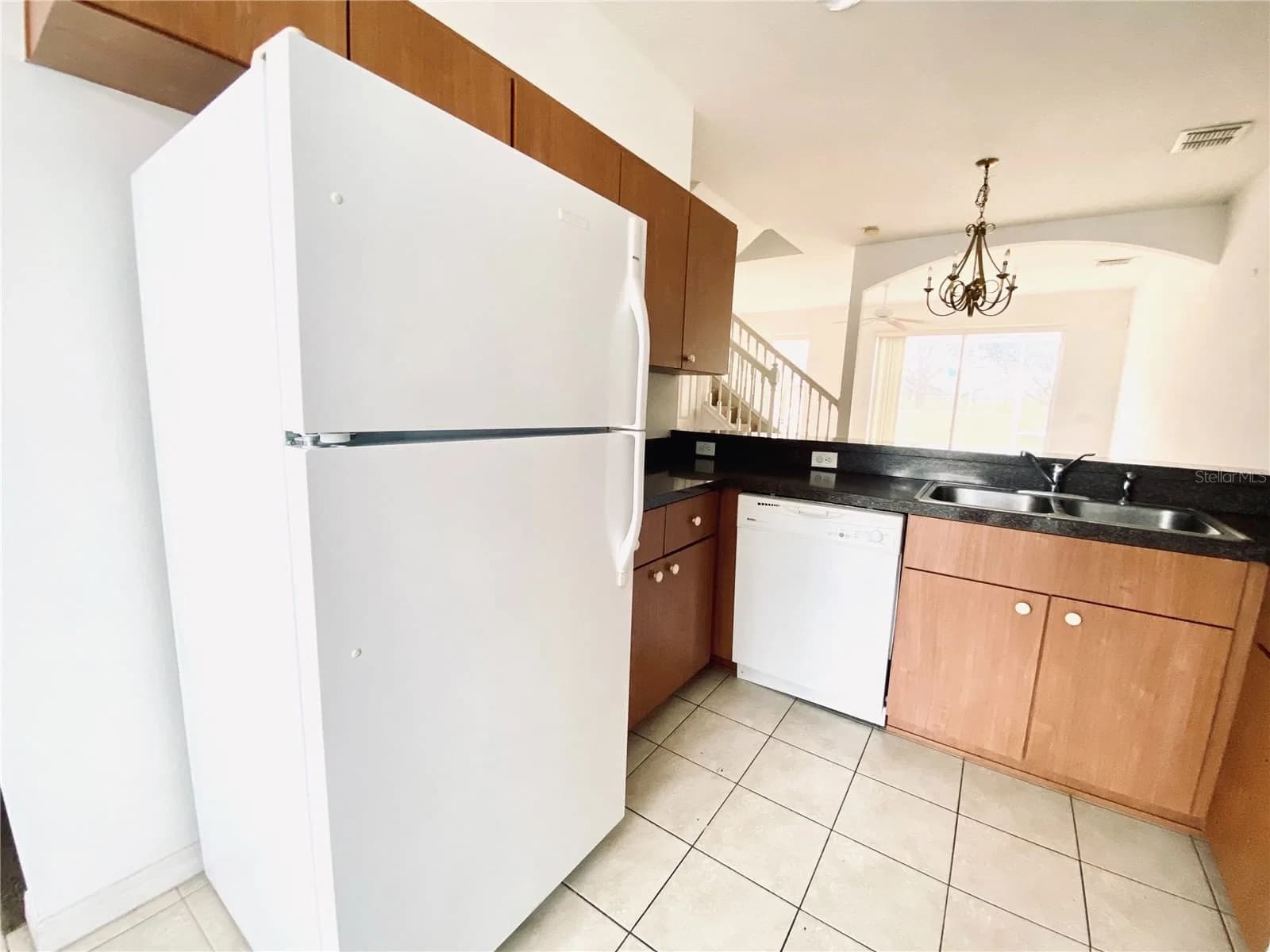 1194 BEACH 5