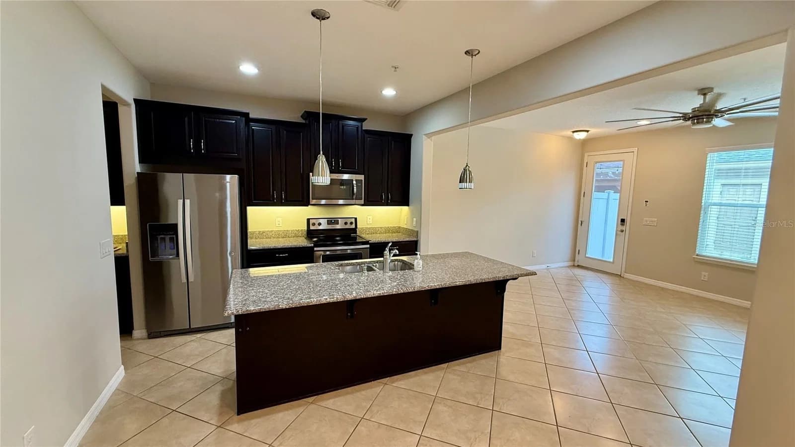 8569 VEDDER Lane, Orlando, FL 32832 2