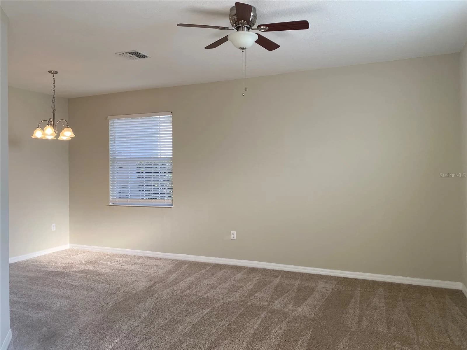 10161 GRANITE BAY Drive, Orlando, FL 32832 3
