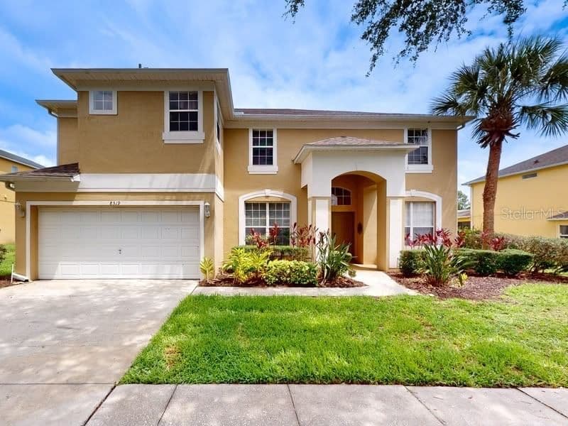 8519 LA ISLA Drive, Kissimmee, FL 34747