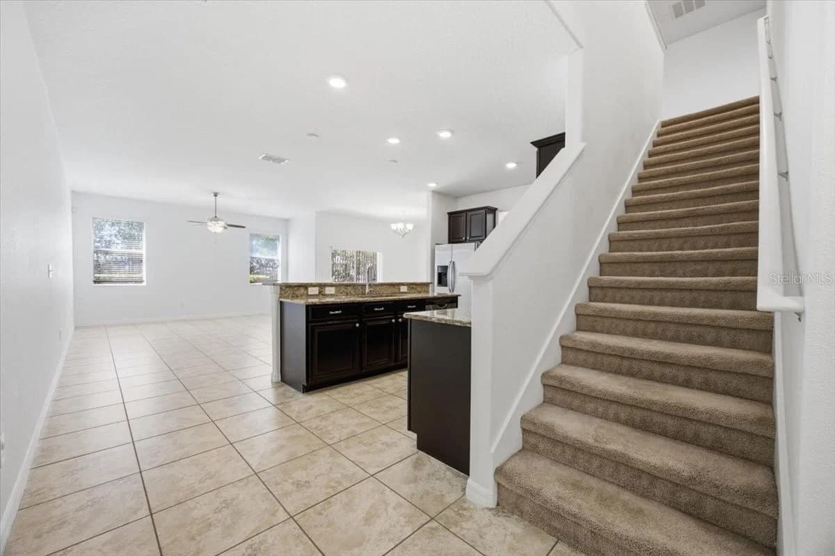 3606 RODRICK CIR 4