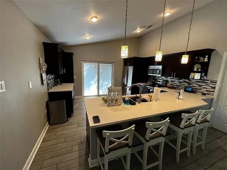 555 BEASLEY Court, Orlando, FL 32807 2