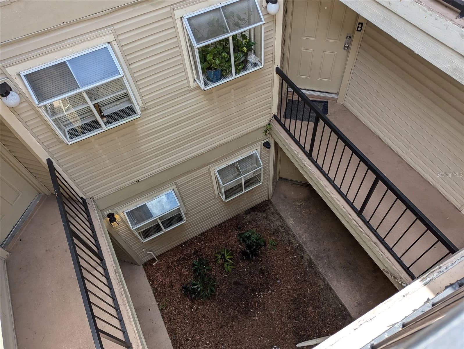 1964 LAKE ATRIUMS Circle #162 5