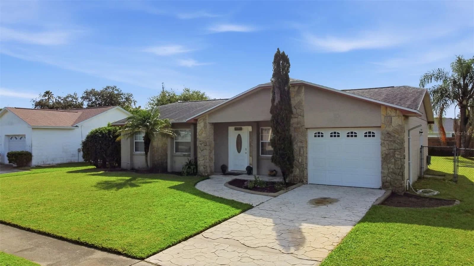 7610 AUTUMN PINES Drive, Orlando, FL 32822