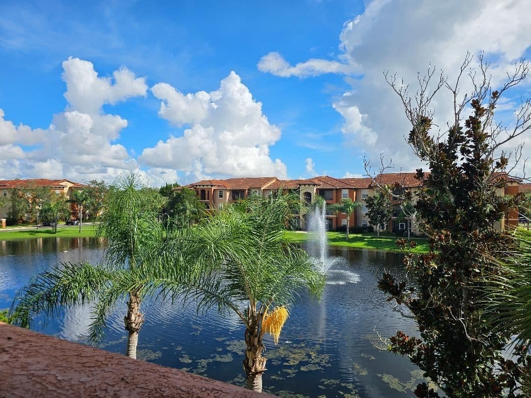 5572 METROWEST Boulevard #312, Orlando, FL 32811 3