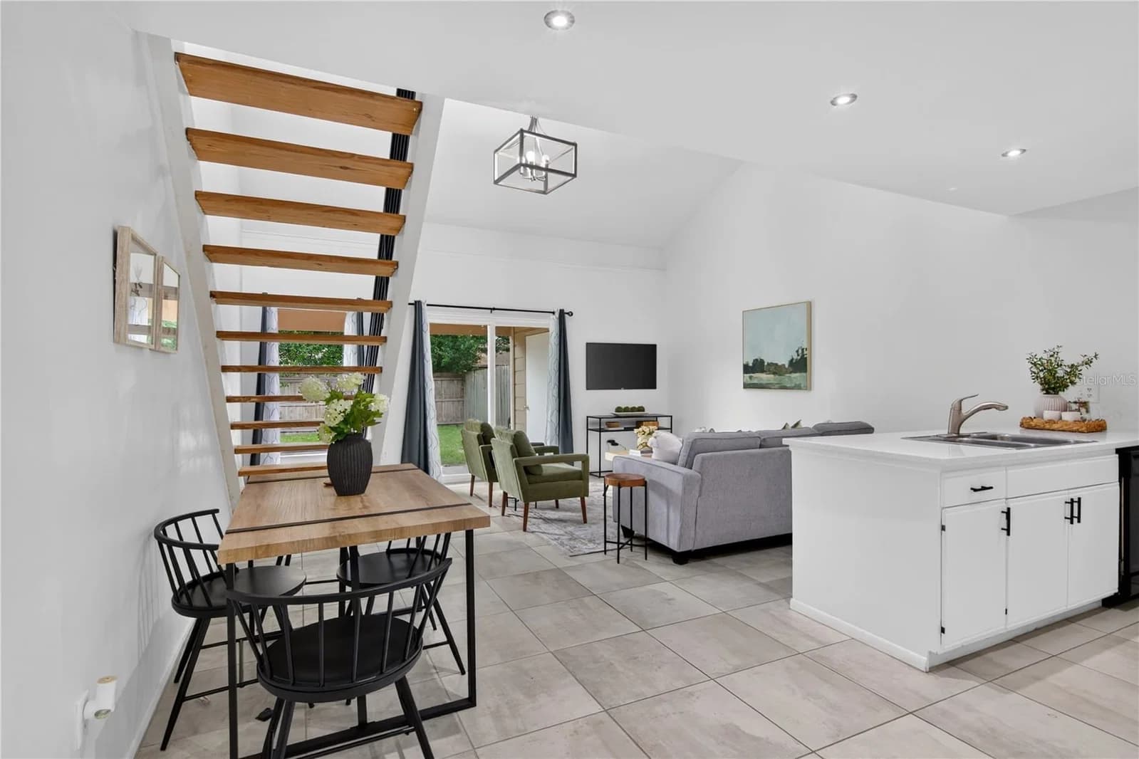 2747 GRAY FOX Lane 5