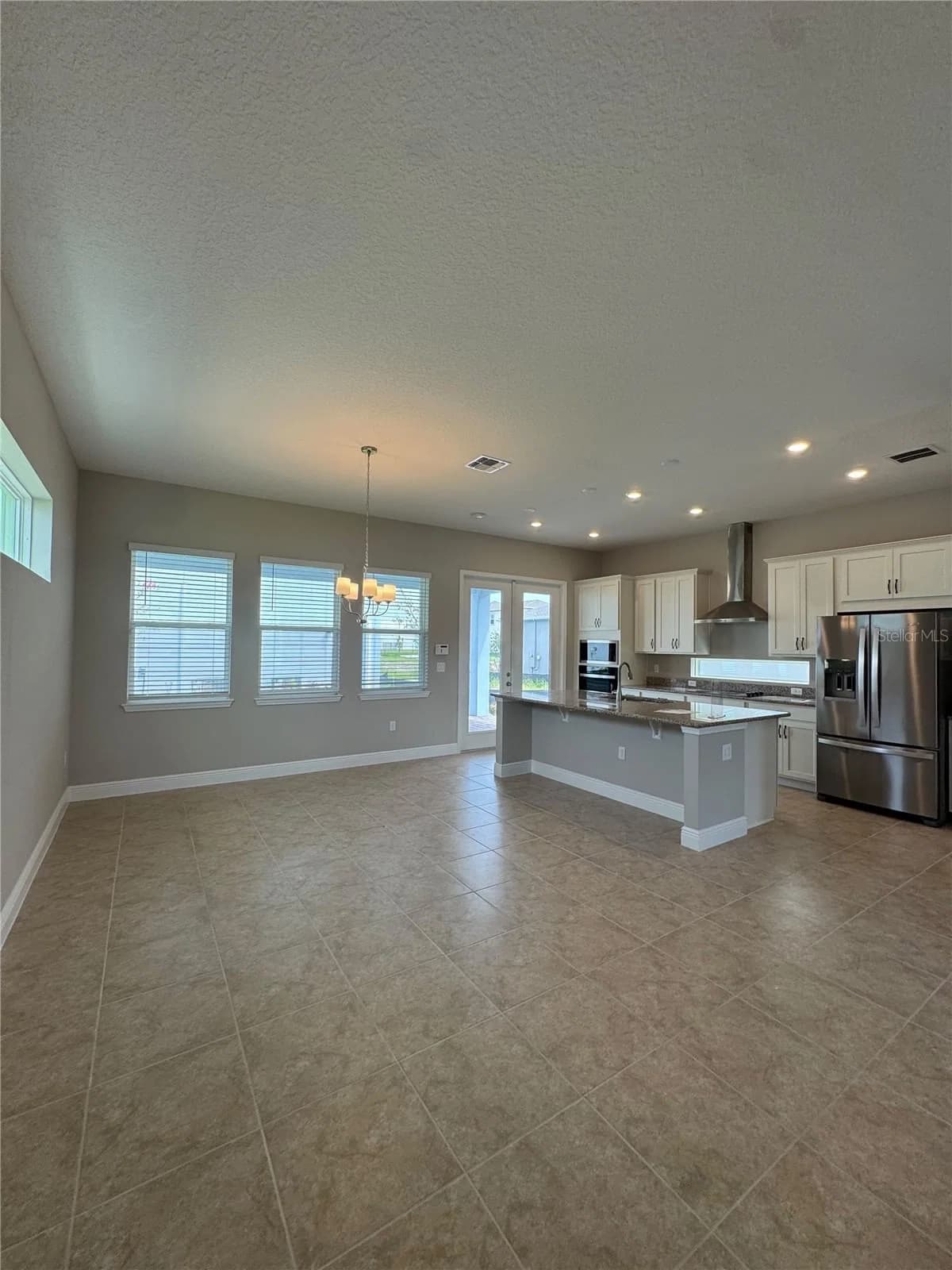 9841 PEEBLES Street, Orlando, FL 32827 3