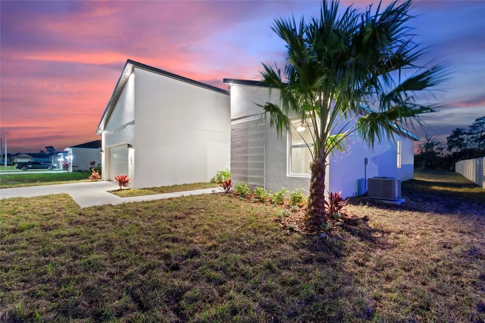 20 MAGNOLIA BLOSSOM Lane 4