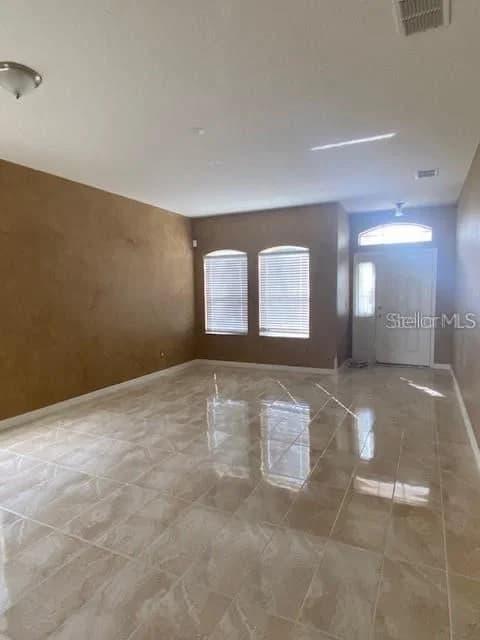 4905 ALAVISTA Drive, Orlando, FL 32837 3