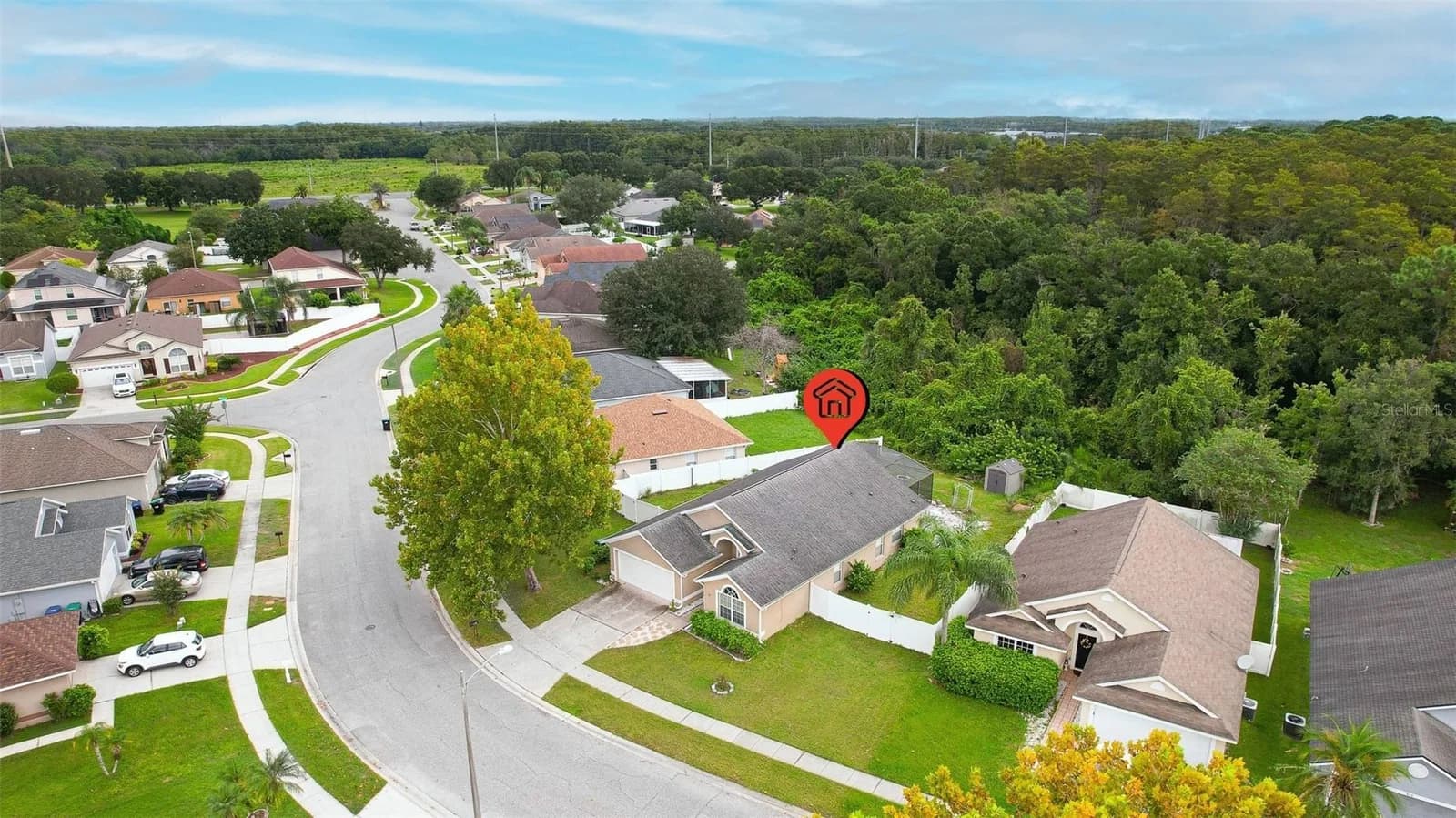 401 FIELDSTREAM WEST Boulevard, Orlando, FL 32825 2