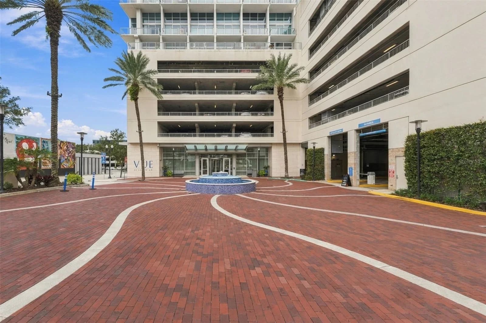 150 ROBINSON Street #3105 4