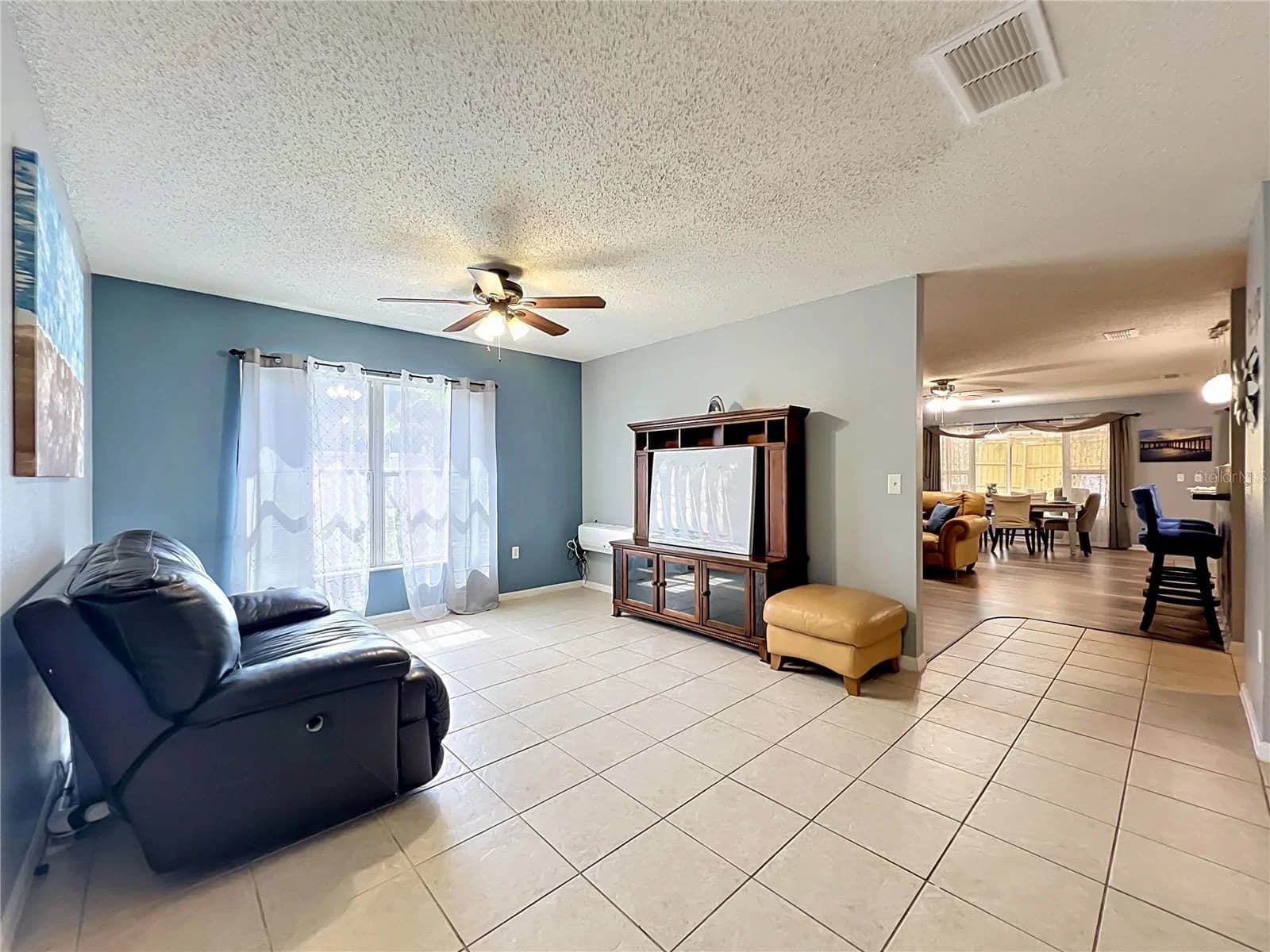8307 LAINIE Lane, Orlando, FL 32818 3