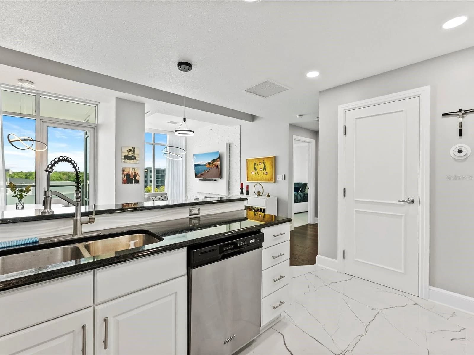 101 EOLA Drive #601 4