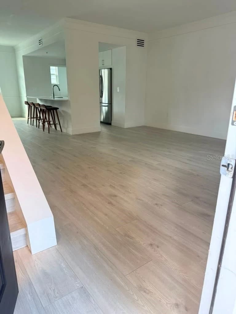 6648 TIME SQUARE Avenue #105 5