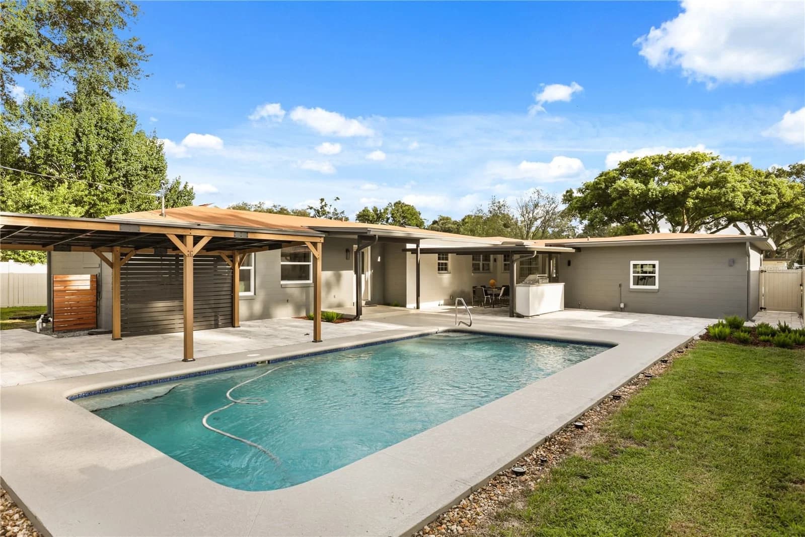 2501 NANCY Street 4