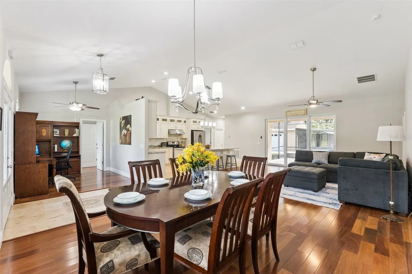 15136 OLD CHENEY Highway 5