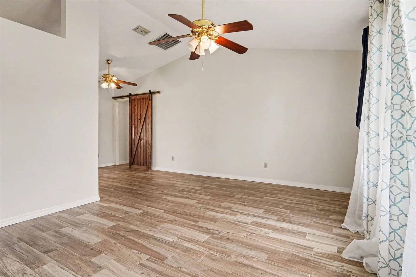 8625 REDSKIN Court, Orlando, FL 32829 3