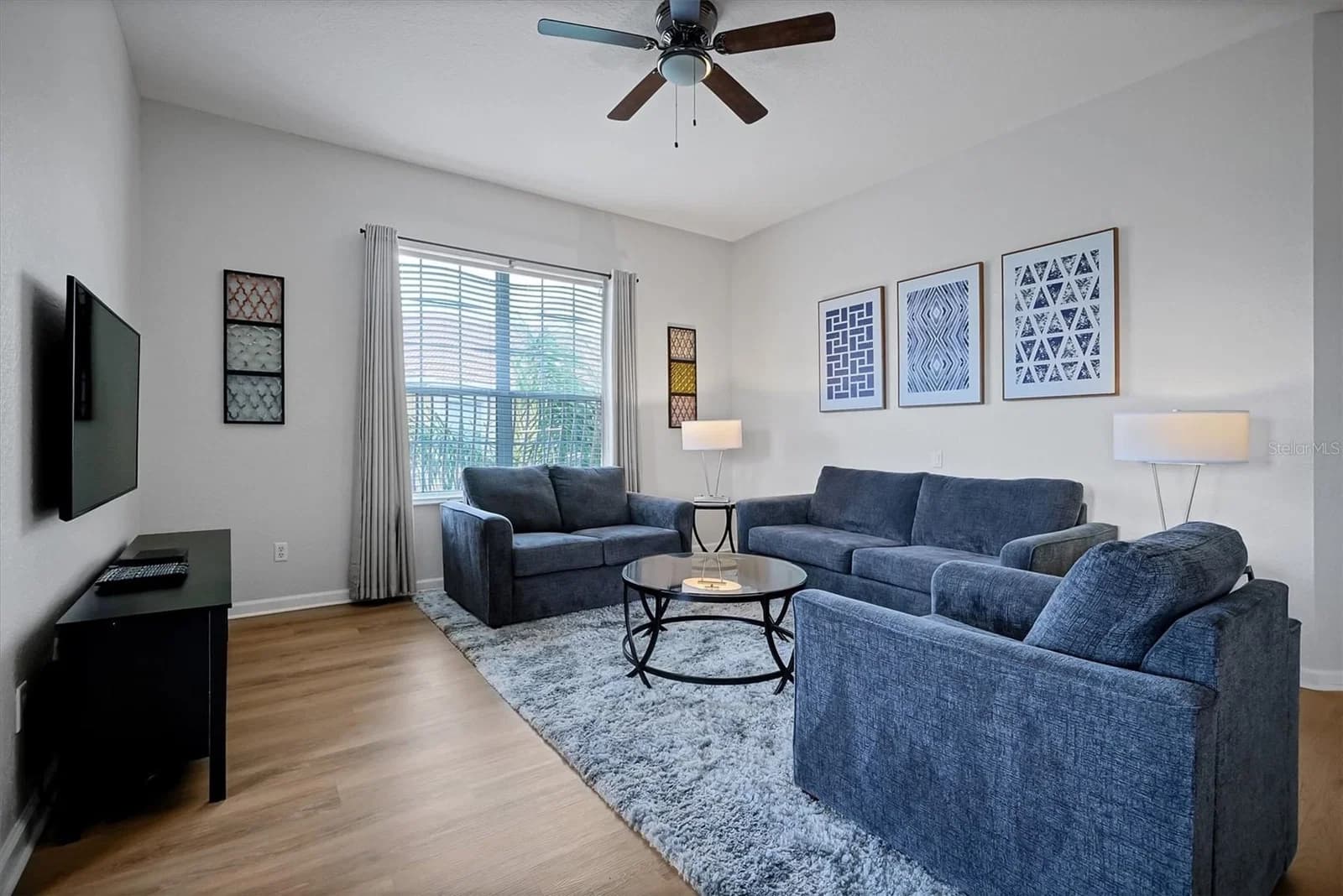 5048 SHOREWAY Loop #40304 5