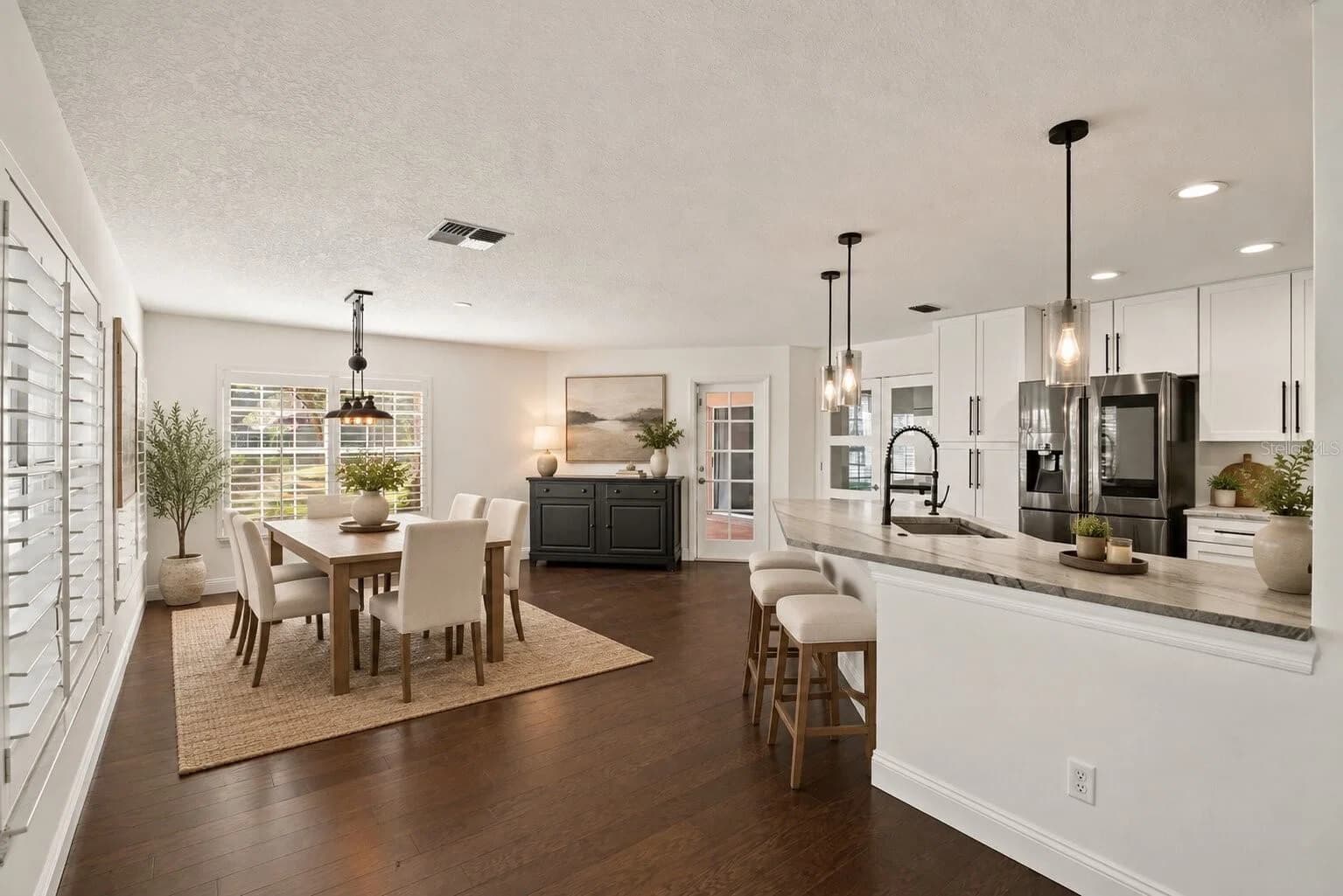 7319 SOMERSET SHORES Court 4