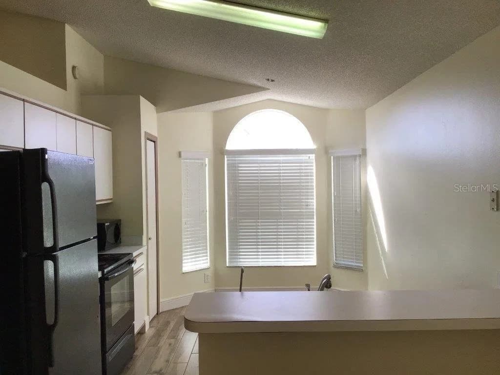 176 DAHLIA VILLAGE Circle #96 4