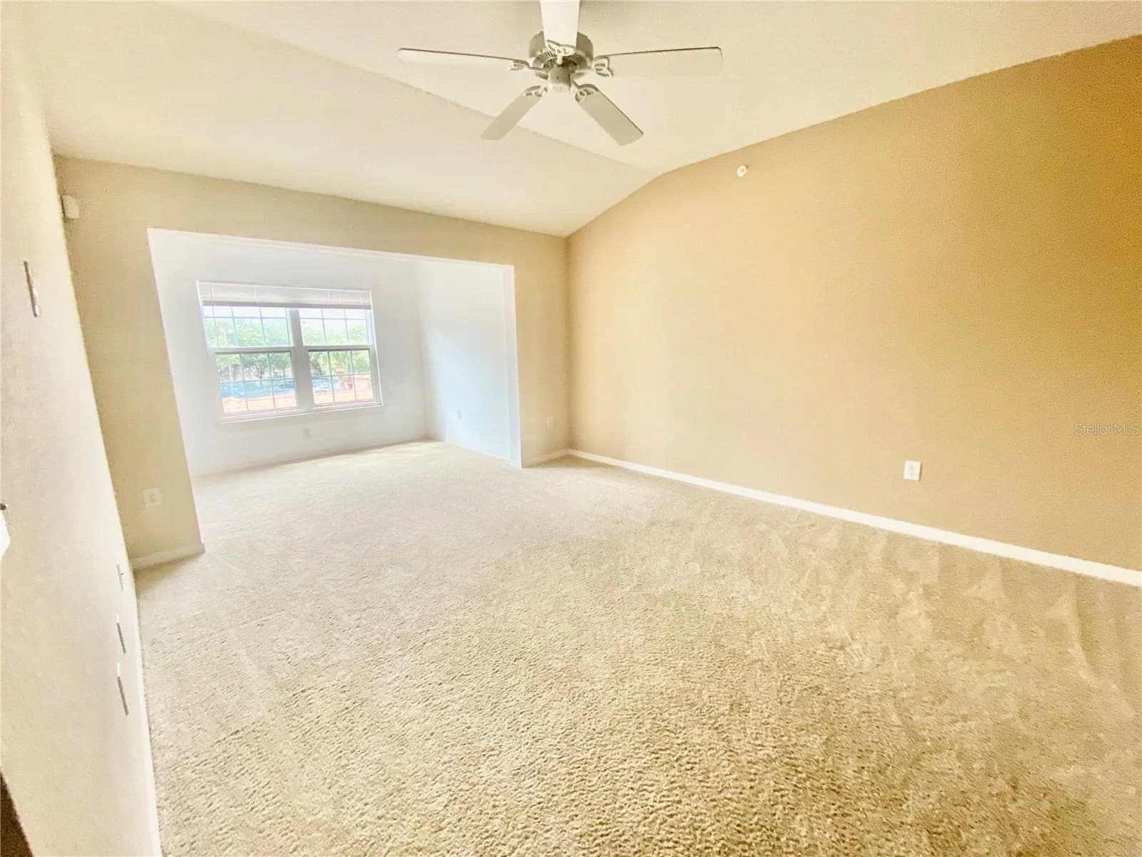 5479 VINELAND Road #9304 4