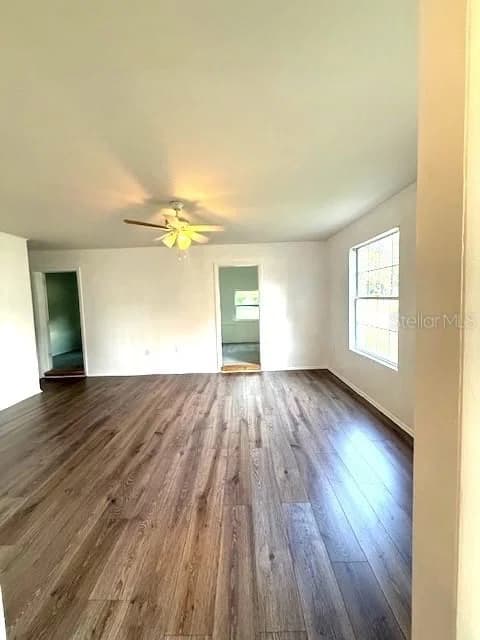 2215 VINE Street 4