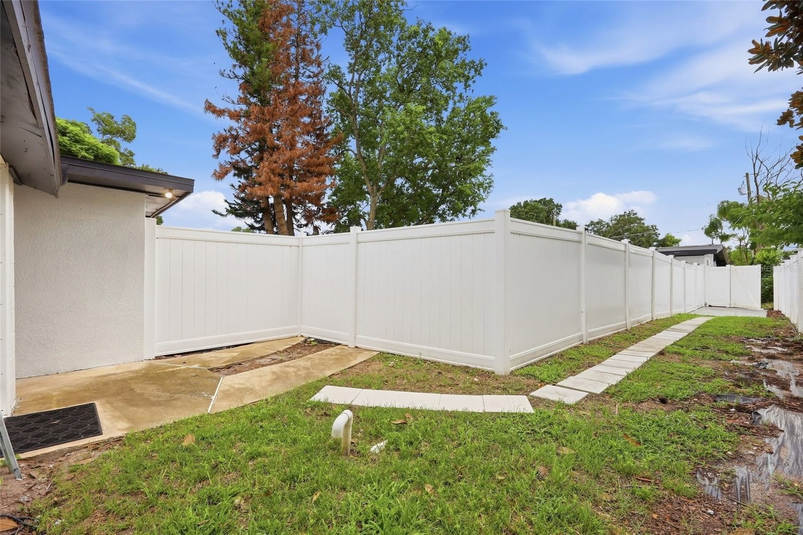 1711 WHITE Avenue #B2, Orlando, FL 32806 2