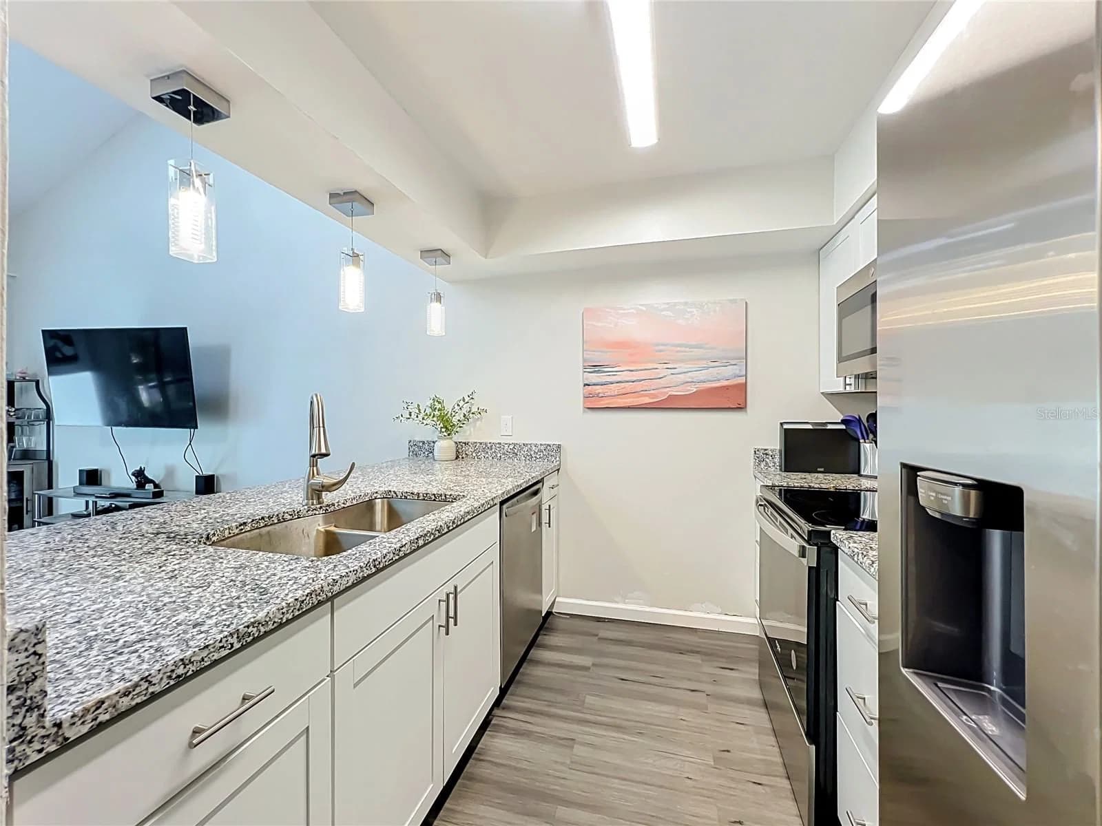 2832 HUNT CLUB Lane 5