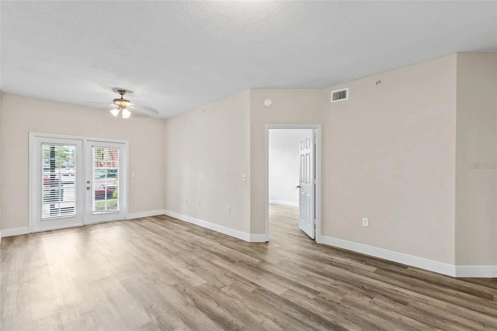 10855 WINDSOR WALK Drive #5107, Orlando, FL 32837 3